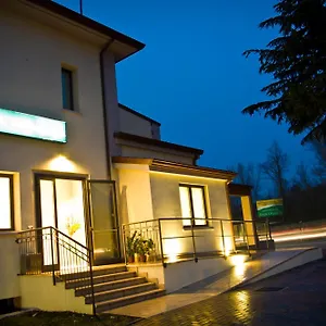 Main Street Hotel Cerasolo